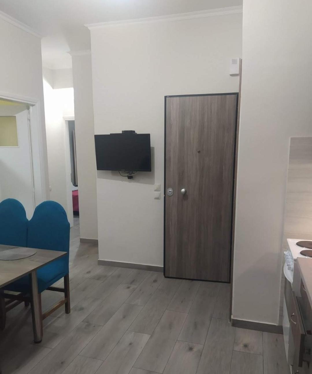 דירות Λουτράκι Κέντρο מראה חיצוני תמונה